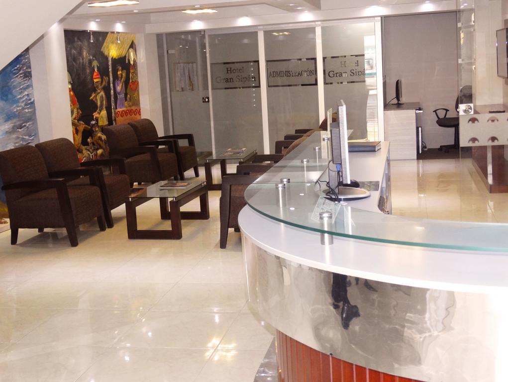 Hotel Gran Sipan Чиклайо Экстерьер фото